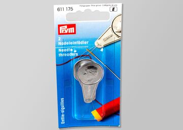 Ansicht auf die Verpackung mit dem Einfädler.
